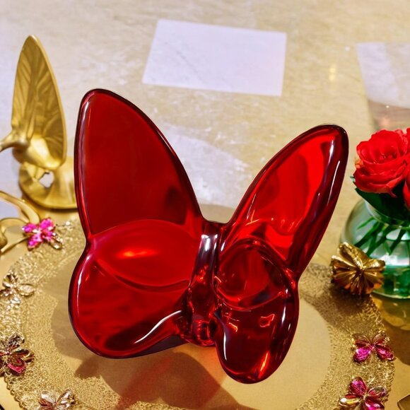 Red Lucky Butterfly Crystal Figurine Collection Cut Glass Collectible OS New - Picture 2 of 5